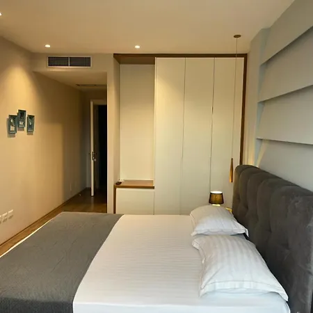 Szálloda Light Yzberishti