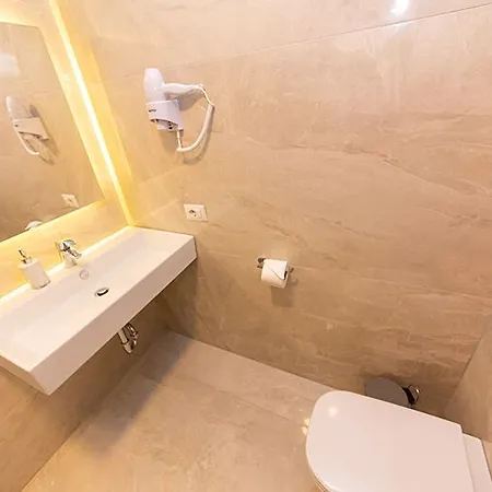 Light Otel