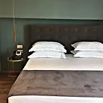 Light Hotel