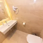 Light ホテル